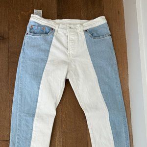 LEVIS 2 toned jeans